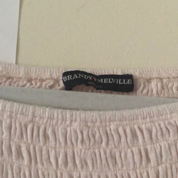 BRANDY MELVILLE crop top - Picture 2 of 3
